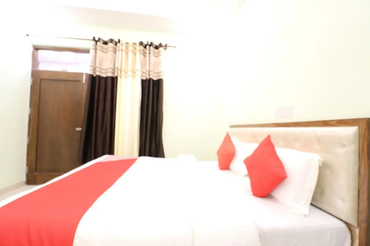 Oyo 48657 Hotel Pearl 42 Chandigarh