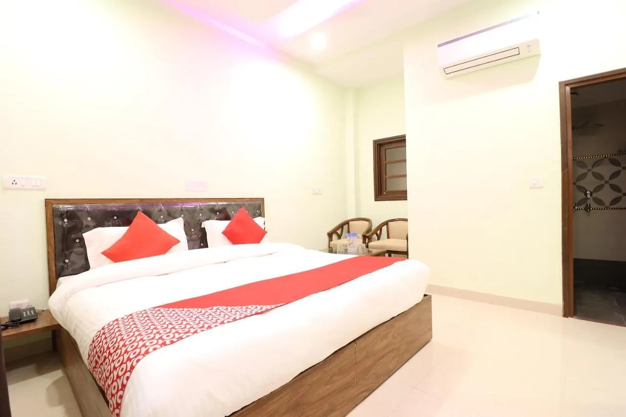 Oyo 48657 Hotel Pearl 42 Chandigarh