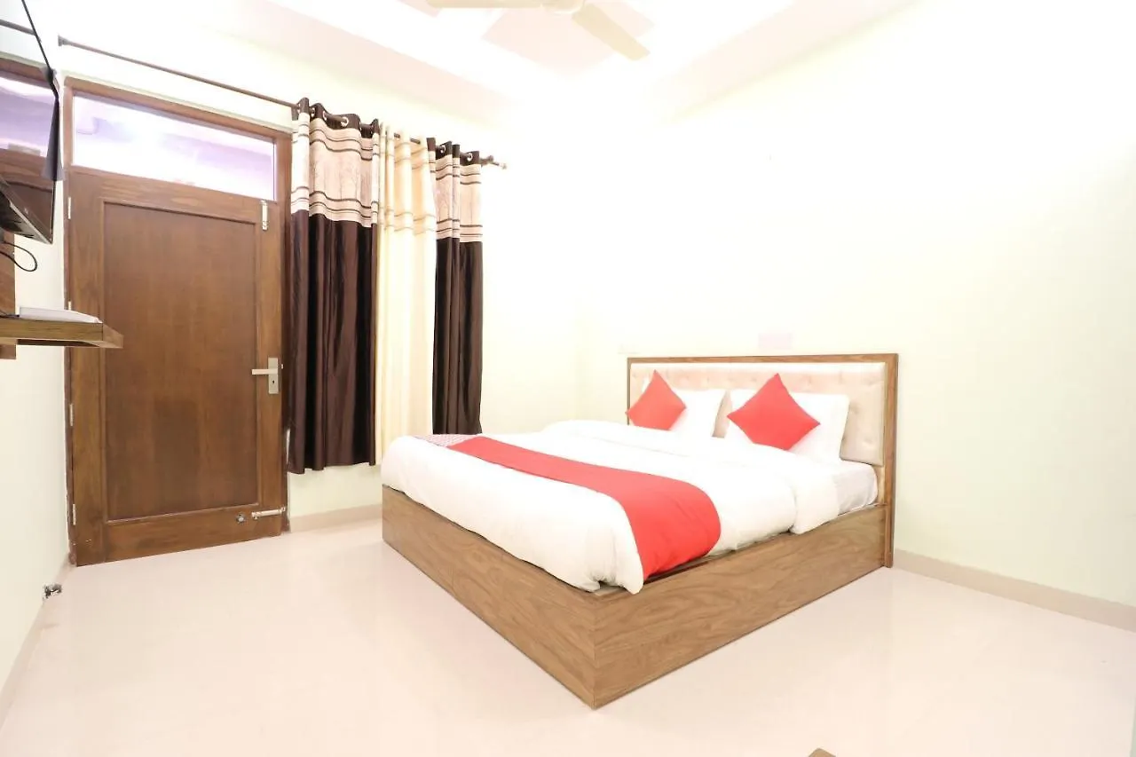 Oyo 48657 Hotel Pearl 42 Chandigarh India