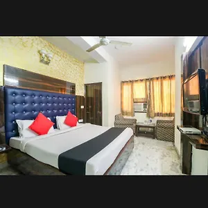 Shelton Hotel