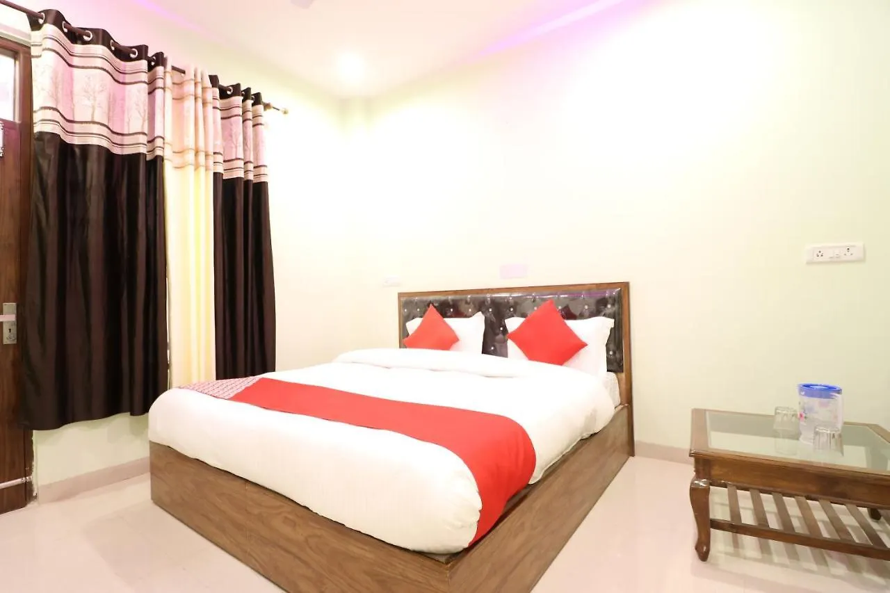 Oyo 48657 Hotel Pearl 42 Chandīgarh